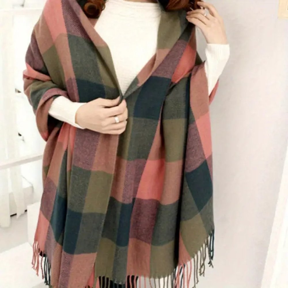 Winter Pink Plaid Scarf/Shawl/NWOT